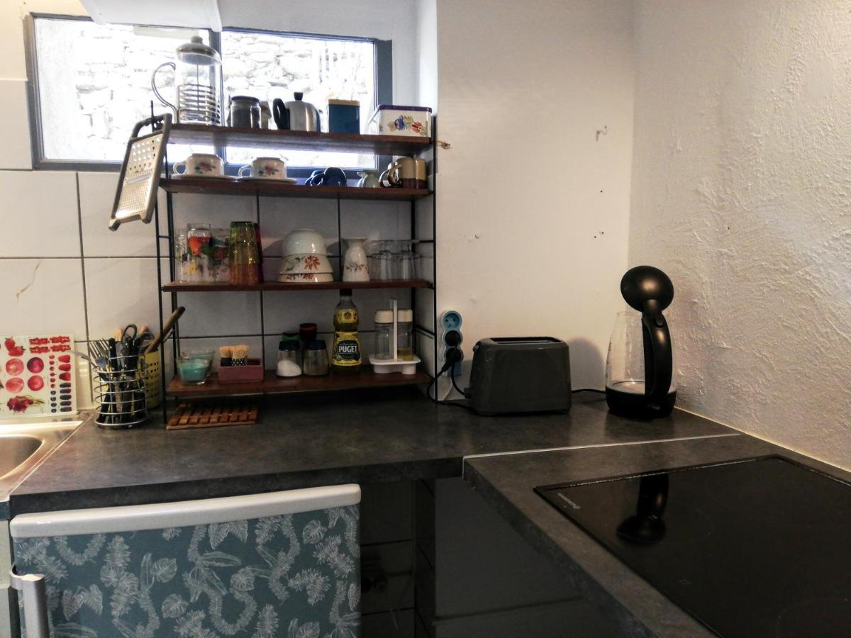 Charmant Appartement En Centre-Ville Medieval Gigean Luaran gambar